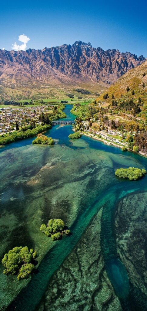 Epic New Zealand Road Trip Guide: Discover the Land of Middle-Earth by Car